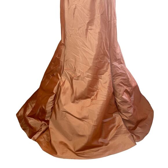 JS Collections Off Shoulder Shirred Taffeta Gown in Copper Size 6 US - Picture 5 of 11
